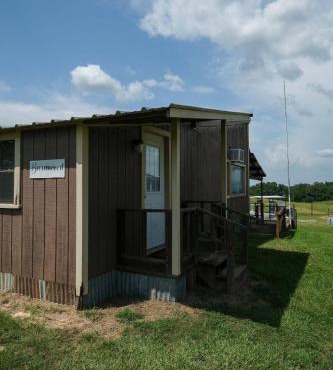 Brownwood Cabin Yellow Rose Canyon in Mount Enterprise