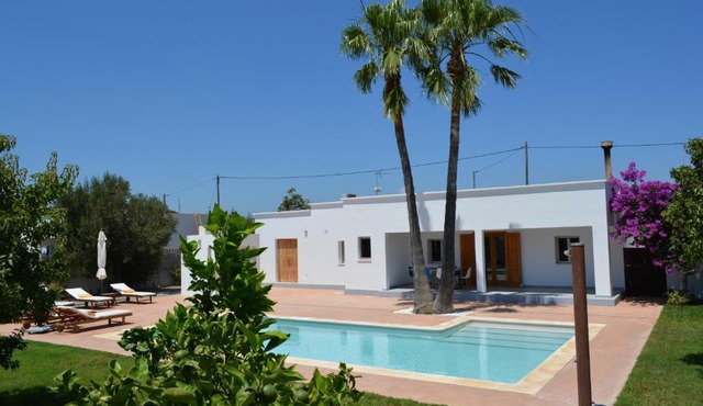 Cana Maria in Ibiza Town