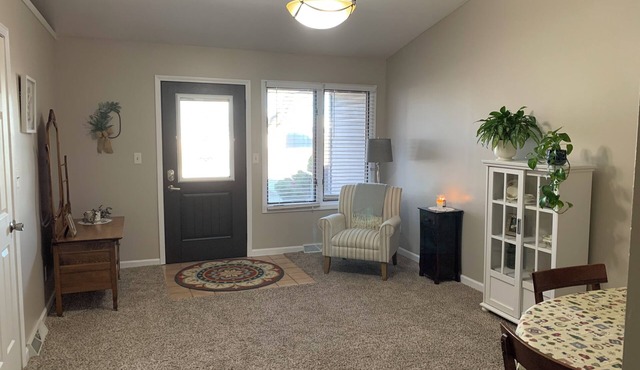 Charming 2-bedroom house in Chatham-close to everything