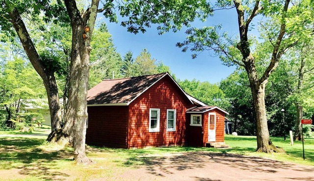 Charming Lakeside Cabin Rental near Camp Nine Pines, Wisconsin