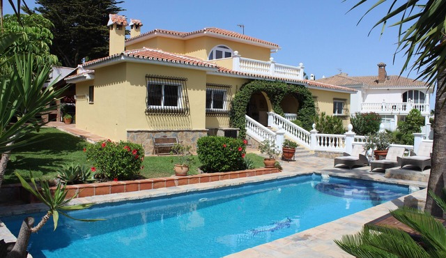 Charming Spanish villa with saltwaterpool, sea views and amazing outdoor areas.