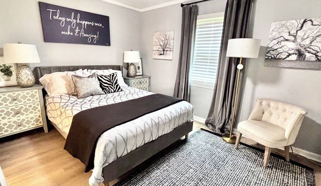 Charming two ensuites near hospitals & shops. Jefferson Hwy Bluebonnet