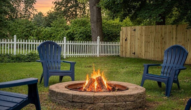 Chic Escape | Balcony, Fire Pit, Near MSU/Downtown