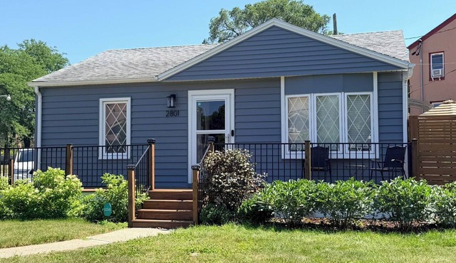 Cottage Style House in Milwaukee’s Bay View Neighborhood – 1 Block from the Lake