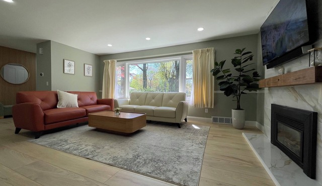 Cozy 3-Bedroom House Near Dunes and Trails