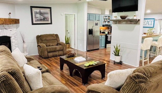 Cozy Retreat On 3 Acres Of Land in Bastrop