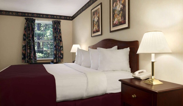 Days Inn by Wyndham Grayling