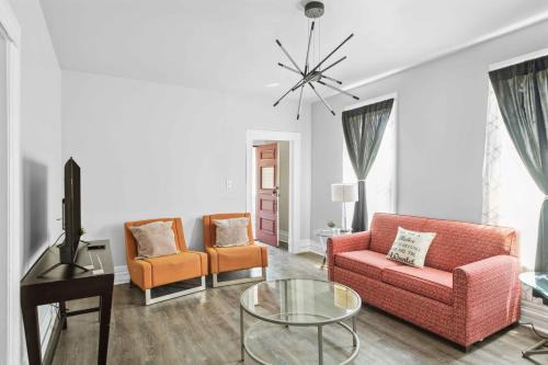 Detroit 3BR Retreat w/Wi-Fi + Street Parking