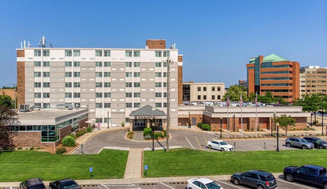 DoubleTree by Hilton Neenah