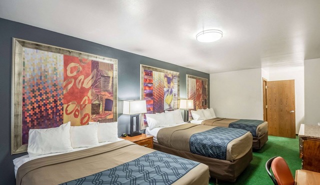 Econo Lodge in Waupaca