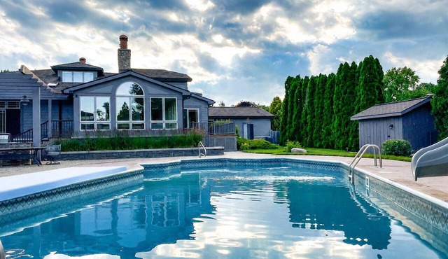 Estate | Pool | Theater | Sleeps 23 | Game Room |