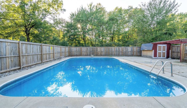 Evergreen Acres Woodland Preserve Private Pool