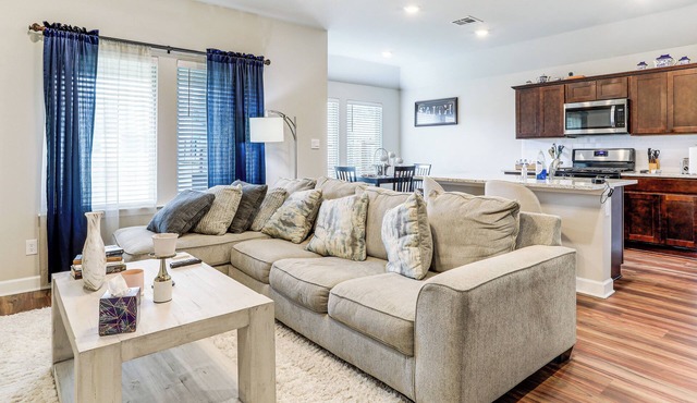 Explore Baton Rouge & LSU: Family Home w/Yard in Zachary