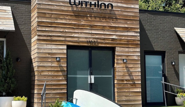 Explore WithInn-Relaxation Centrally Located to Beaches and Walkable Restaurants