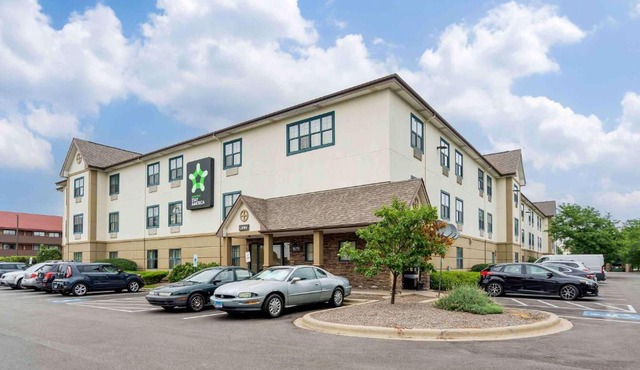 Extended Stay America Select Suites - Chicago - Naperville - West