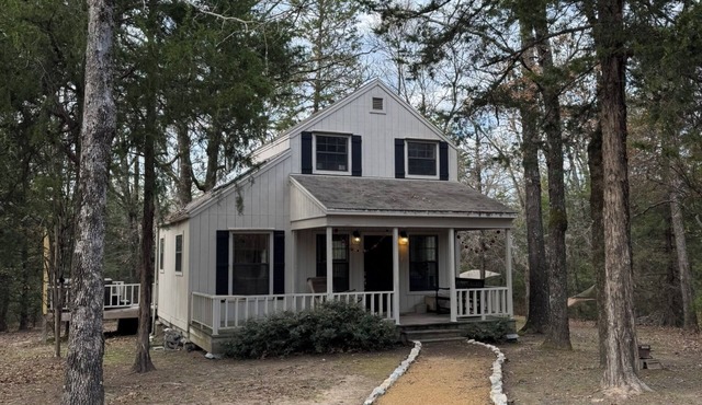 Fox Creek - Secluded Cabin with Hot Tub - New Owner! in Canton