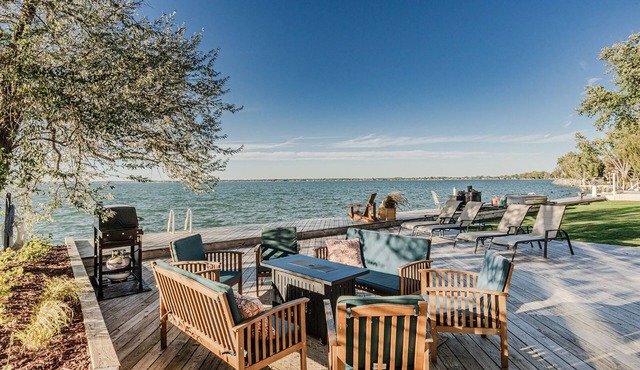 Gather & Relax! 9 Beds, Kayaks/SUPs, Swimming, Games, Fire Table, Sunsets!