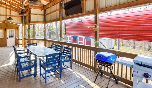 Gilbertsville Hideaway: 1 Mi to Lake!