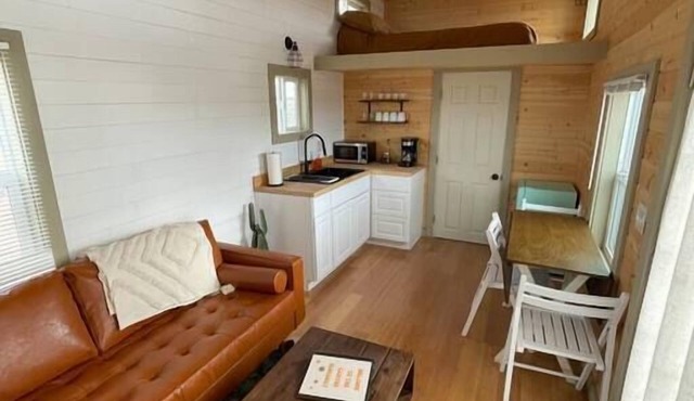 Grand Canyon Hideaway Tiny home in Coconino County