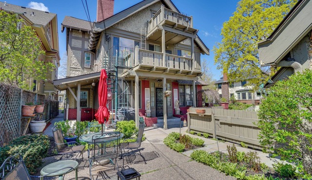 Grand Multi-Unit Estate: 2 Mi to Dtwn Minneapolis! in Minneapolis