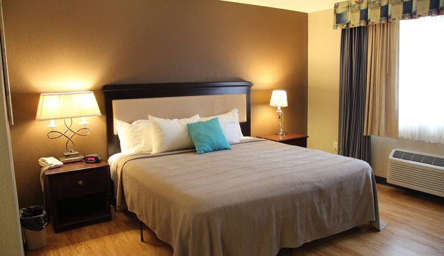 Green Acres Hotel