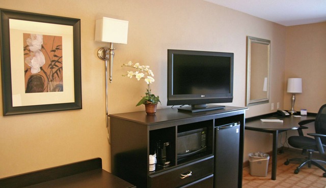 Hampton Inn & Suites Chicago/St. Charles