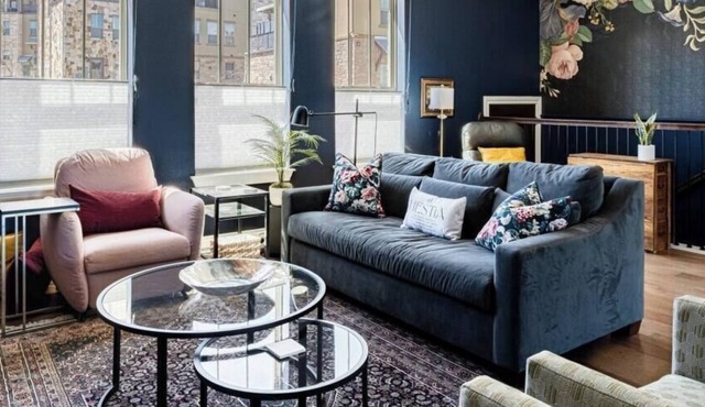 Hestia: Exec Brownstone Elevator & Outdoor Kitchen in Georgetown