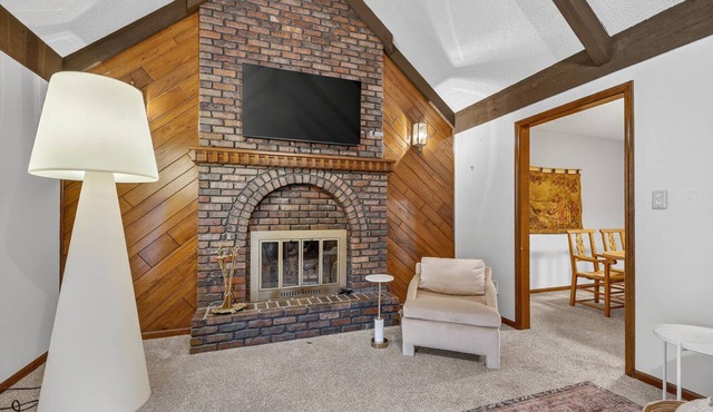 Hidden Gem in Blue Springs 4 Bed 3 Bath