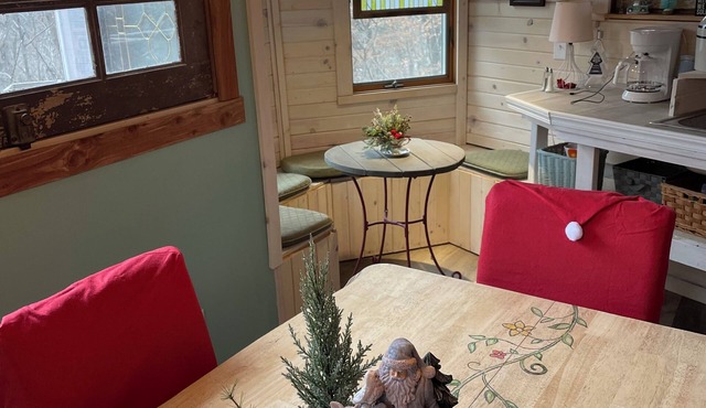 Hilltop Cottage