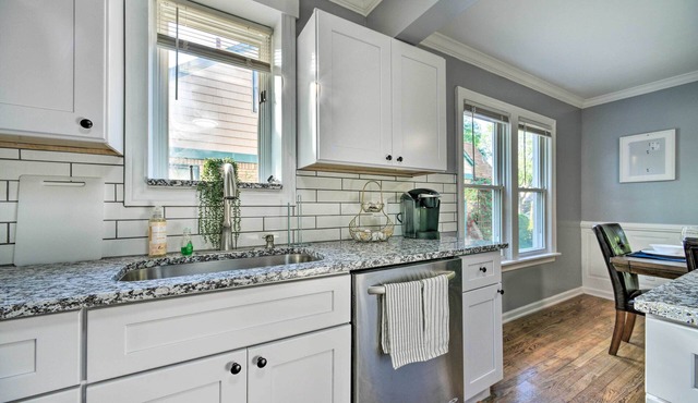 Historic Dearborn Home: 13 Mi to Downtown Detroit!