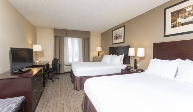 Holiday Inn Aurora North - Naperville by IHG