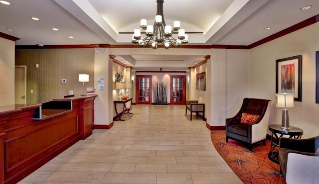 Holiday Inn Express Hotel & Suites Grand Rapids-North by IHG