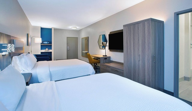 Holiday Inn Express & Suites Wauseon by IHG