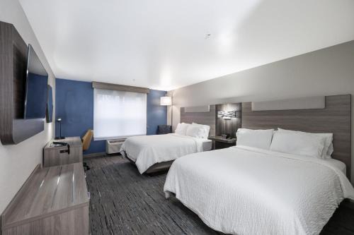 Holiday Inn Express & Suites Zion by IHG - Great Lakes-Free Breakfast and Naval Base Shuttle