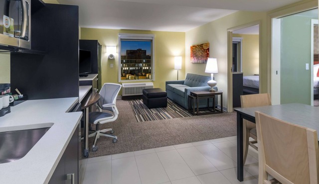 Home2 Suites by Hilton Kansas City Downtown