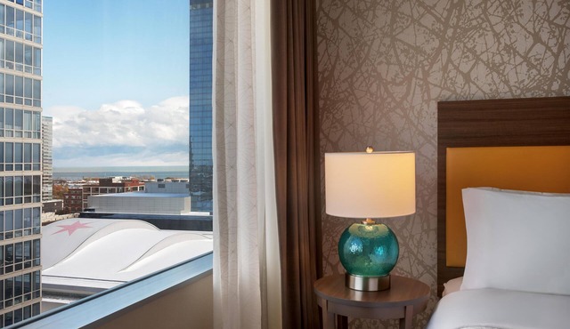 Home2 Suites by Hilton Chicago McCormick Place