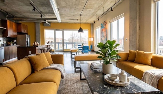 Industrial Loft · Walk to Westport · Sleeps 6