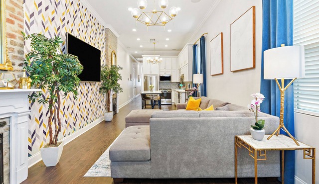 Insta Ready Meets Modern Comfort - Stylish 2BD/2BA in New Orleans