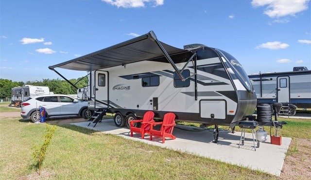 Joy Drive In Movie & RV Resort - Imagine! - Joy Drive In Movie & RV Resort - Imagine! in Copperas Cove