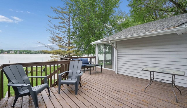 Lakefront 2 bedroom house in Zimmerman on Elk Lake