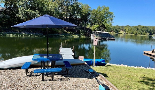 Lakefront Suite · Dock, No-Wake Cove & Firepit