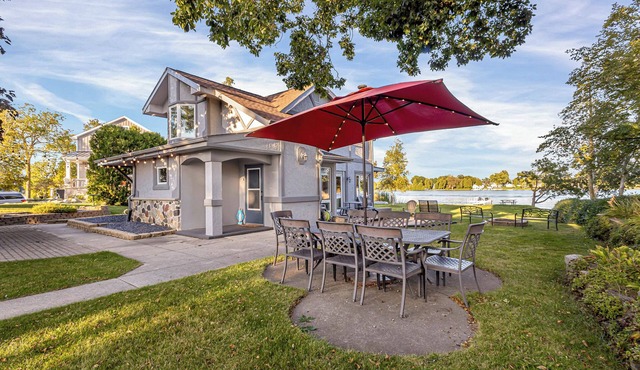 Lakeside Haven - New Deck, Pier & Guest House