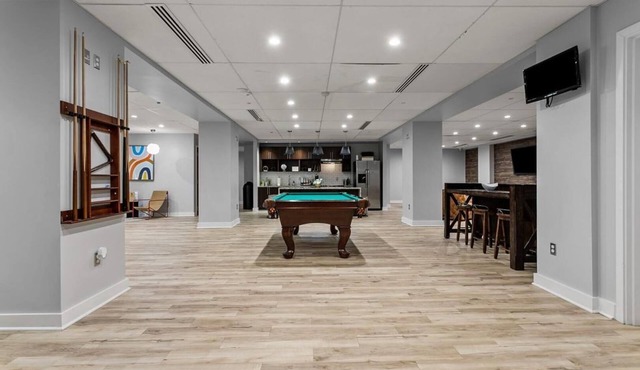 Landing | Chic 2BD, Game Room, Pool in Kansas City