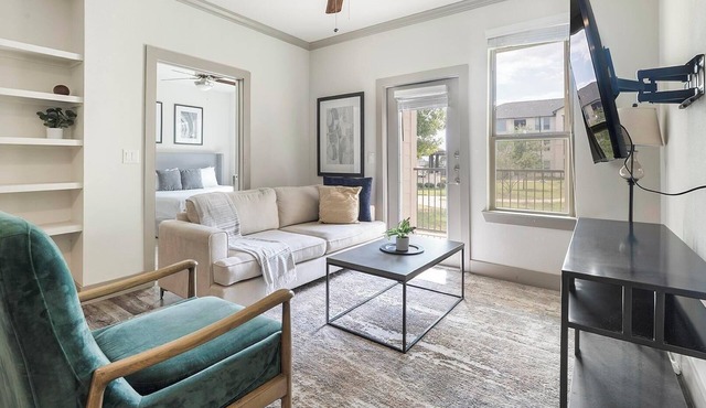 Landing | Modern 2BD, Gym, Courtyard in Manor