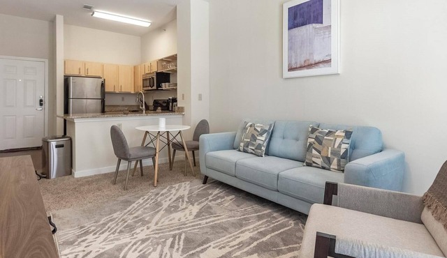 Landing | Stylish 1BD, Gym, Clubhouse in Memphis