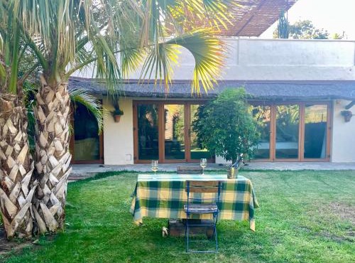 Las Palomas Coastal Retreat Tarifa sleeps 2-4 in Tarifa