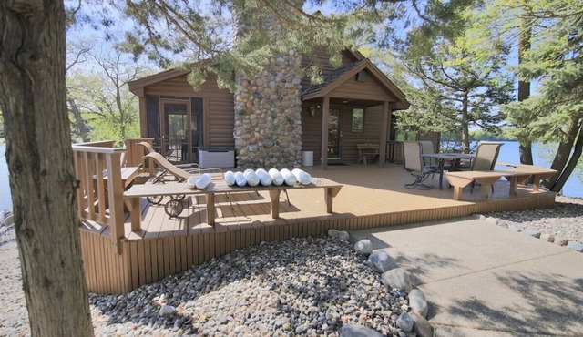 Lighhouse Point Cabin Rental