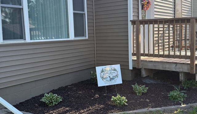 Little Loon Cottage- Charming two bedroom home in the heart of Alexandria, Mn.