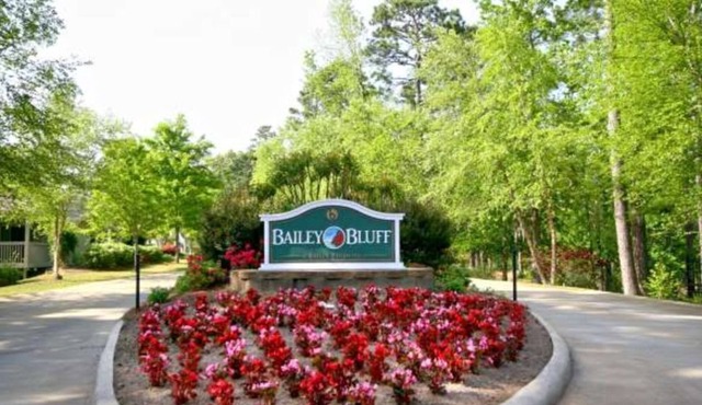 Living the Life on Toledo Bend Sleeps 8 Pool, Fishing, Golf. in MANY