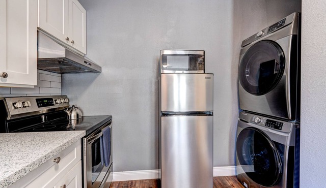 Luxury Accommodations in Central HTX at an Affordable Price in Houston